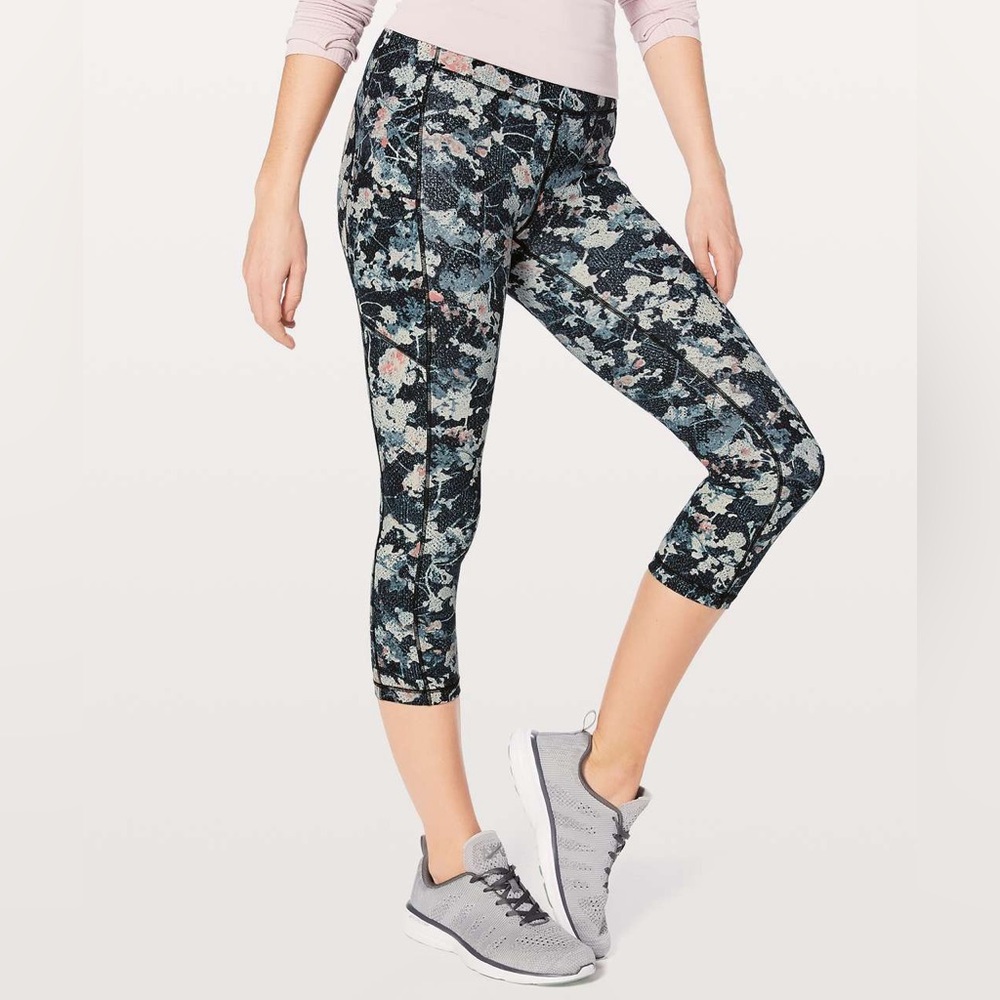 Lululemon Speed Up Crop *21" Spring Bloom Multi 12